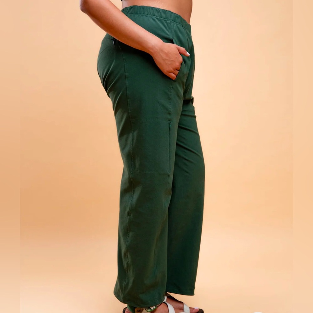 Wondery Outdoors Roam Free Pants